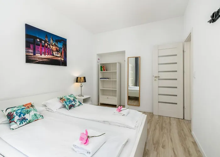 Lejlighed Modern One Bedroom In By Renters