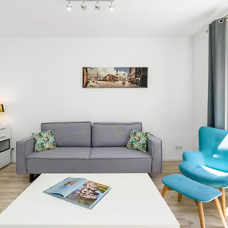 Apartamento Modern One Bedroom In By Renters