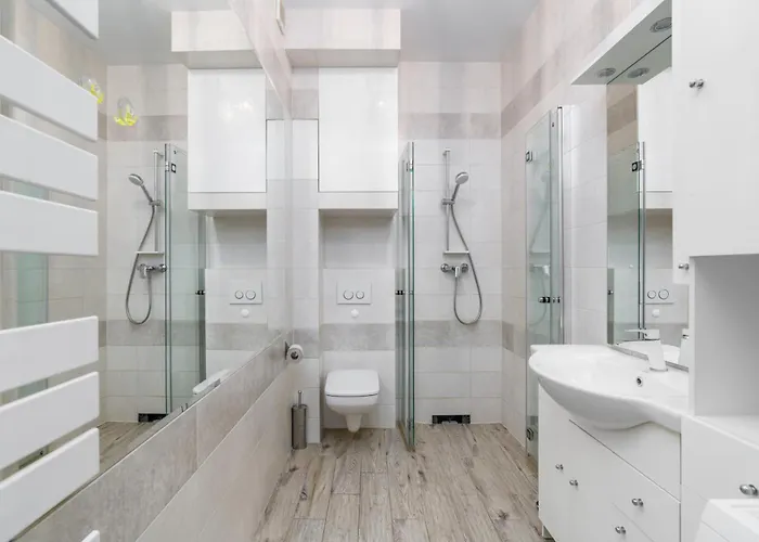 Modern One Bedroom In By Renters *